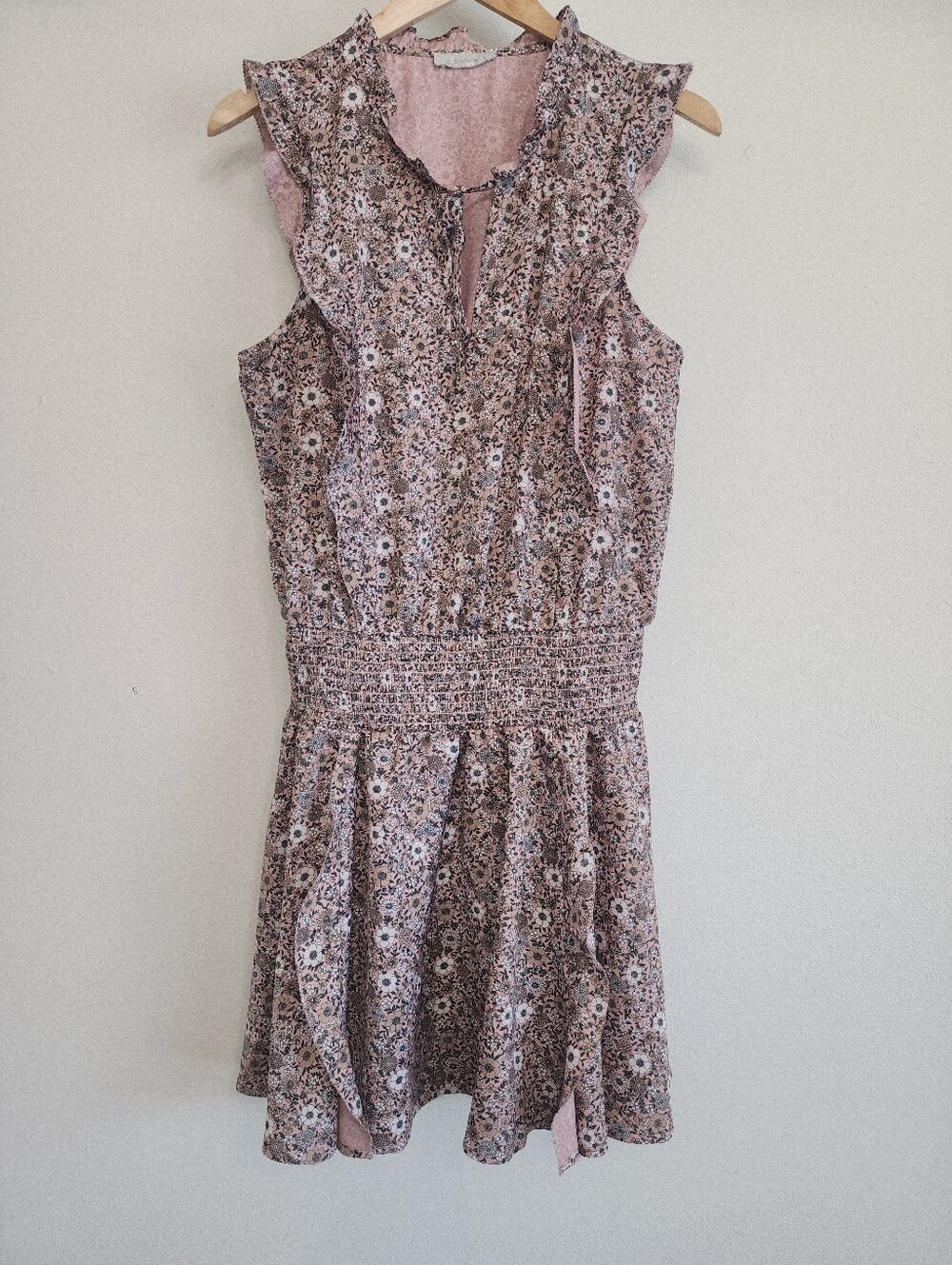 Outerknown Floral Smocked Waist Sleeveless Mini Dress Size Medium - Picture 3 of 11